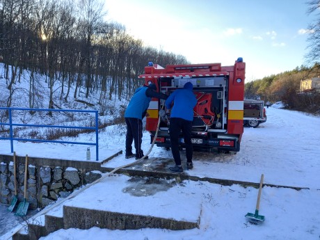 Príprava ladu hasiči