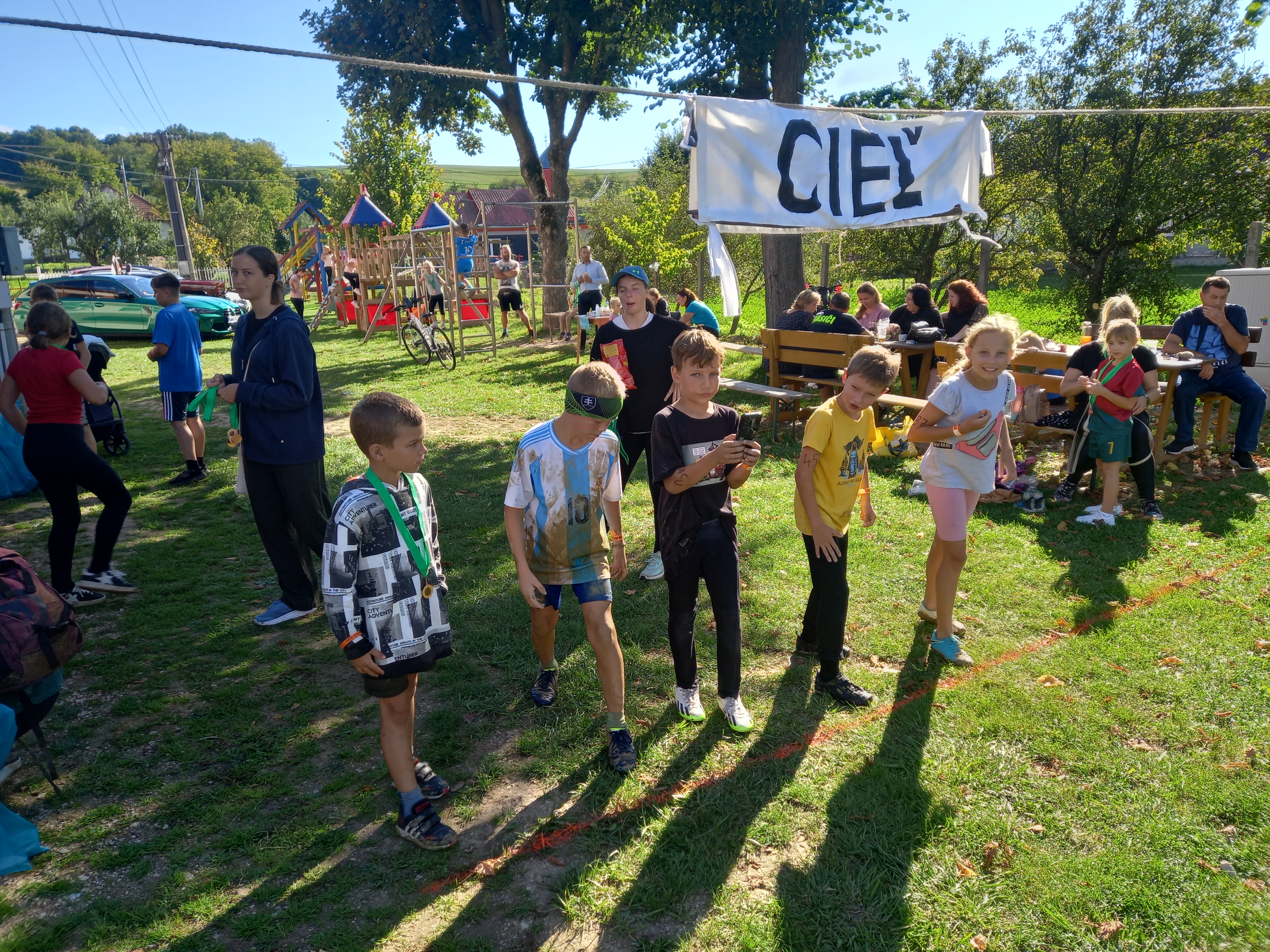 Chlapci opakovaný štart web.