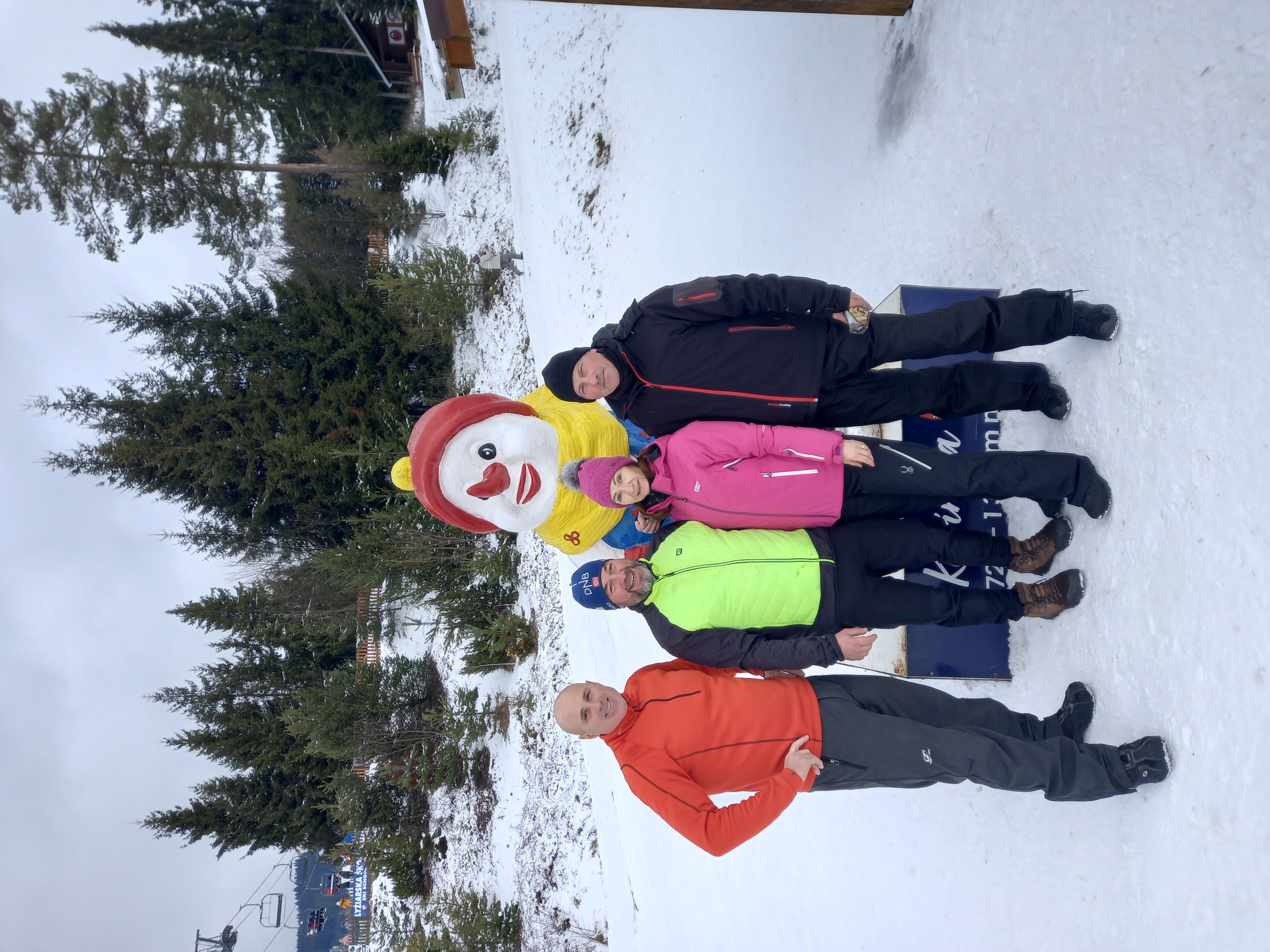 Kubinka snehuliak web.